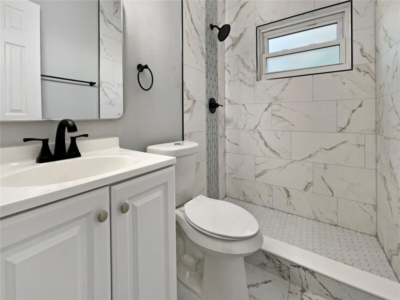 Building Photo - 10512 51st Terrace N