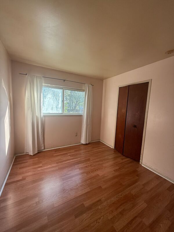 Building Photo - 8030 Jewett Ave