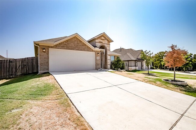 Building Photo - 105 Meadow Wood Cv