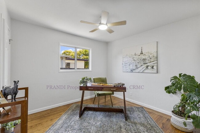 Building Photo - Central Novato Home with Large Yard and A/C!