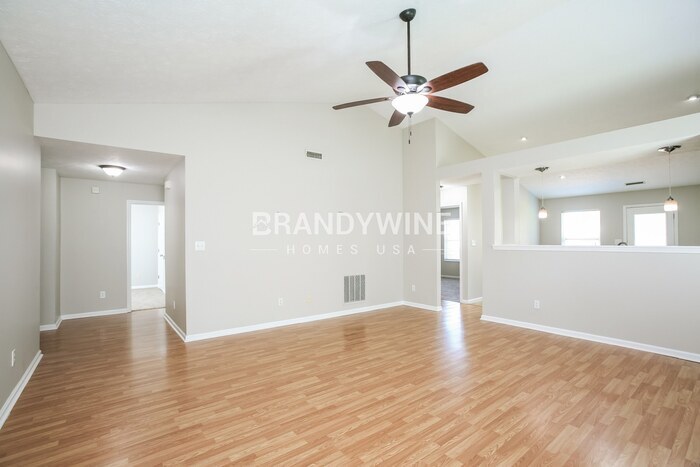 Building Photo - 3236 Weller Dr