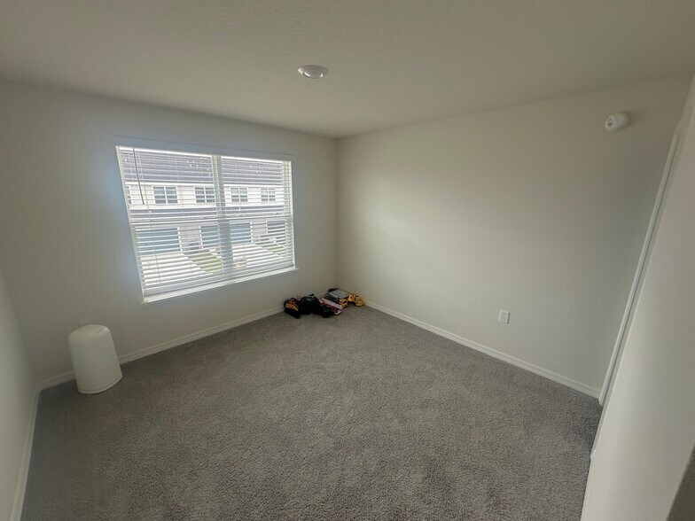 Building Photo - 5777 Millhouse Way