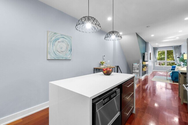 Building Photo - Stylish 2-Level Condo with Private Yard & Chef’s Kitchen Near Petworth Metro!