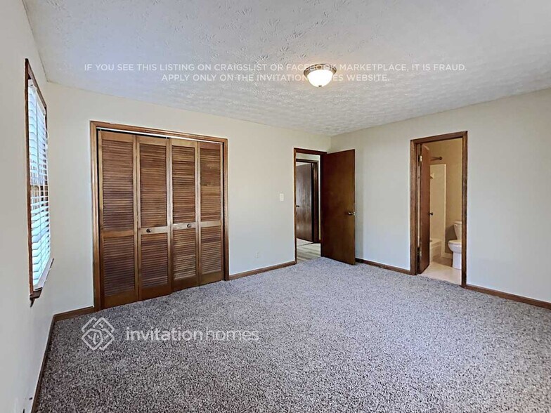 Building Photo - 542 Kenwood Rd