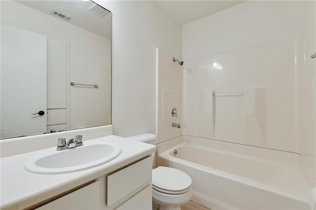 Building Photo - 1602 W Braker Ln