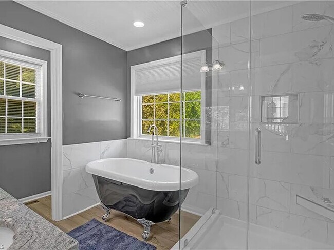 Building Photo - Earn Wealth While Leasing - Like a Homeown...