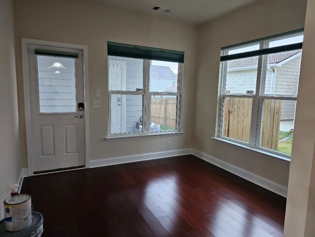 Building Photo - 1162 Amelia Park Dr