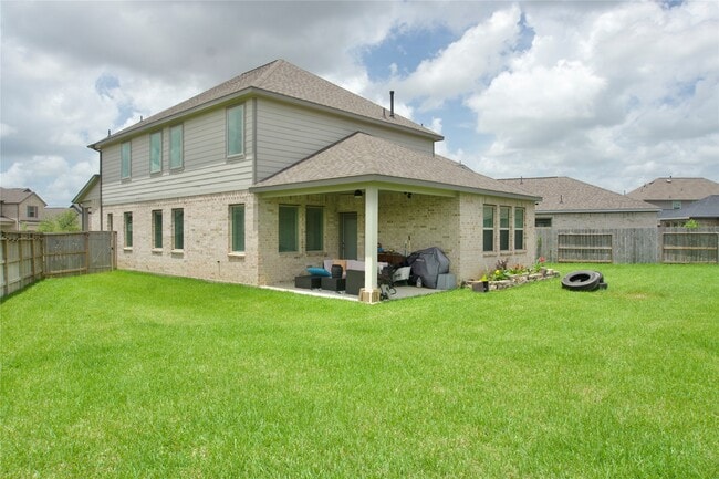 Building Photo - 31106 Aumbrey Ivy Ct