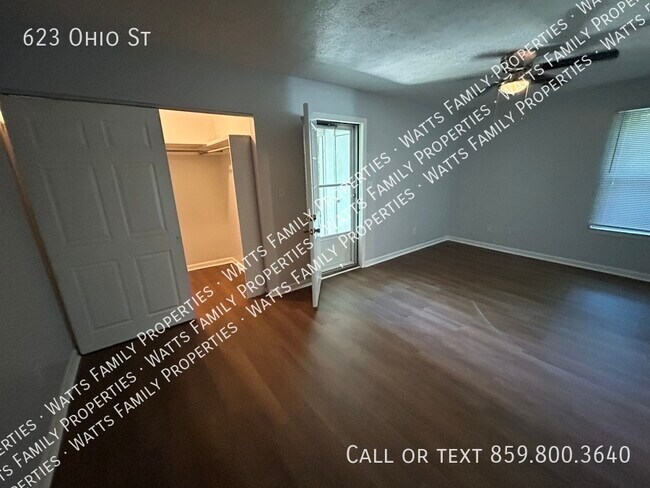 Building Photo - 623 Ohio St