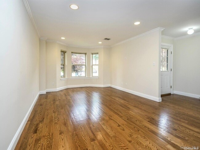 Building Photo - 28 Dunes Ln