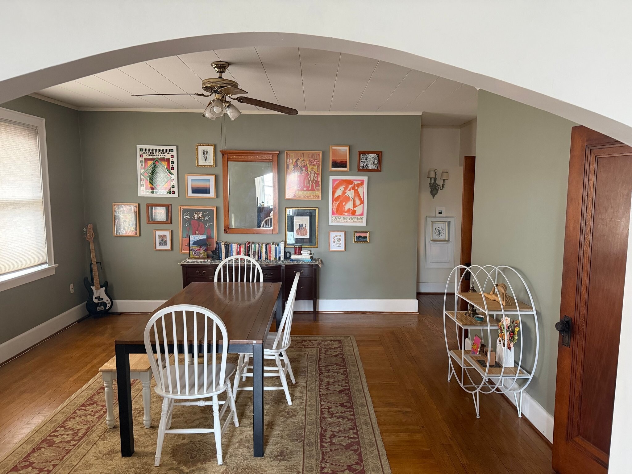 Building Photo - 2472 Fairview Ave