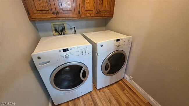 Building Photo - 112 Menta Ct