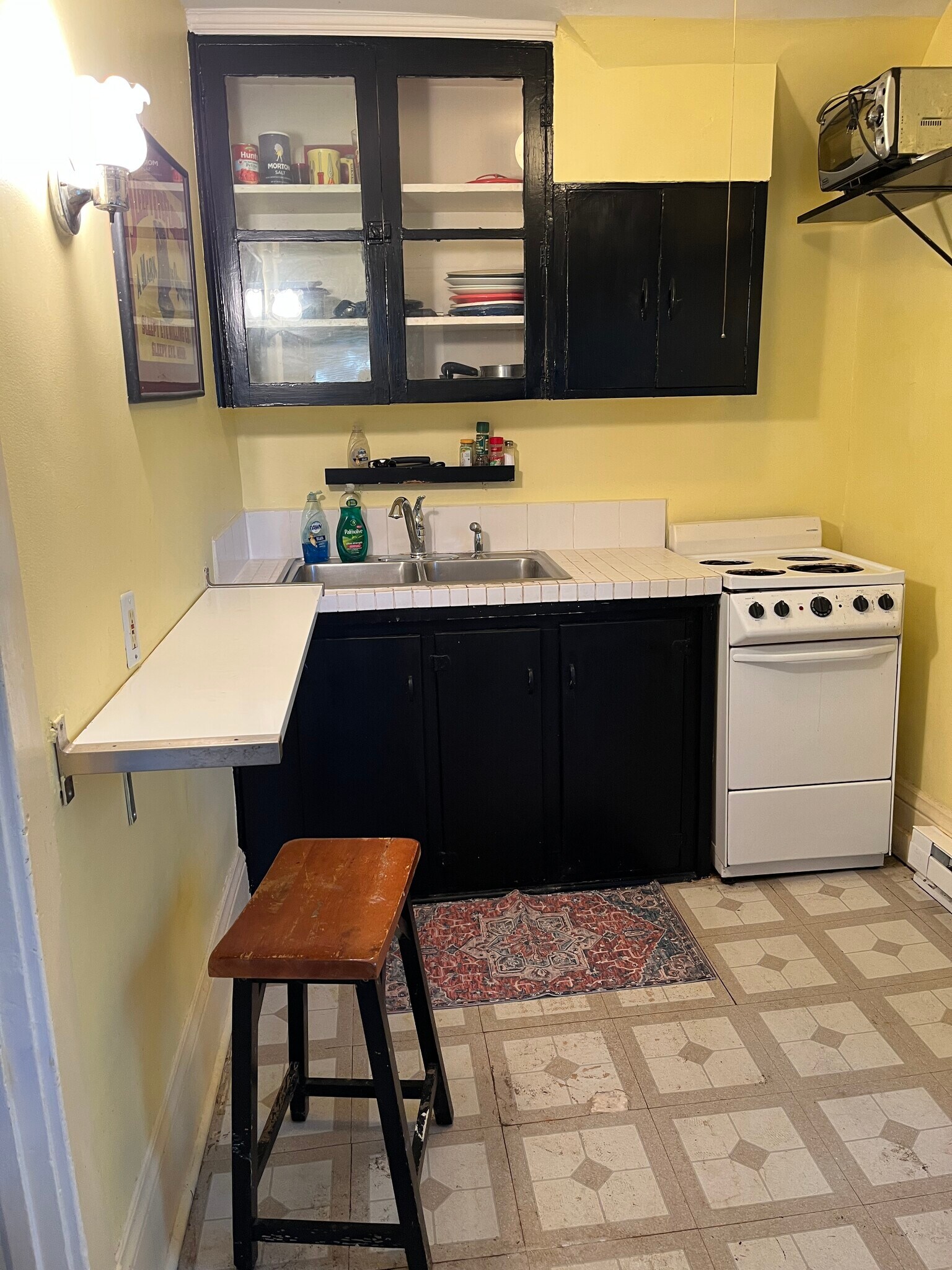 Building Photo - 872 19th Ave SE