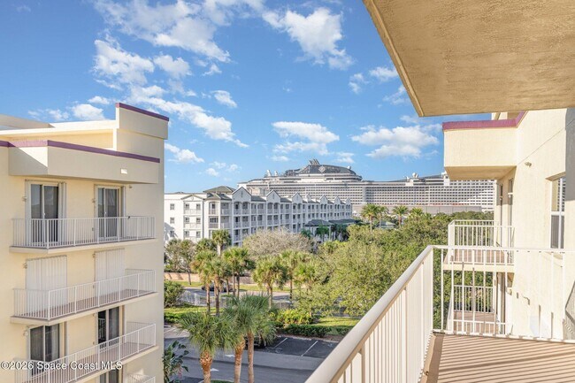 Building Photo - 8961 Lake Dr