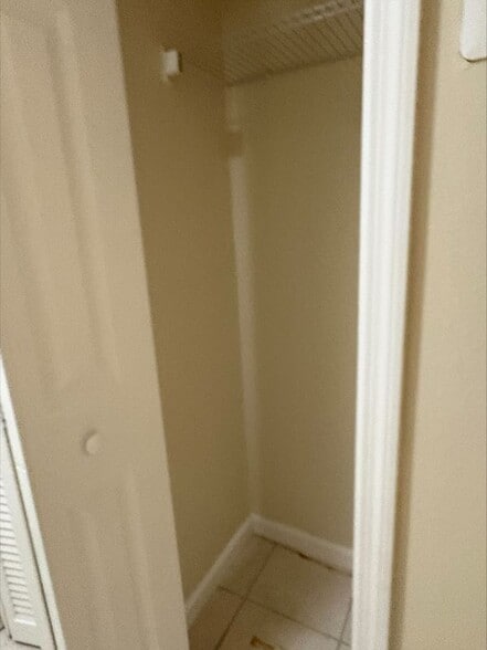 Building Photo - 738 Crest Pines Dr