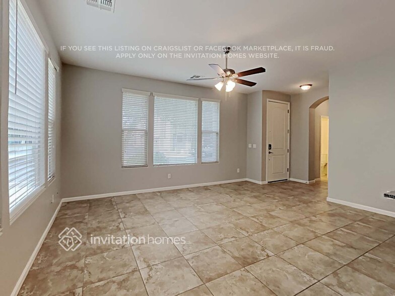 Building Photo - 1417 S Ponderosa Dr