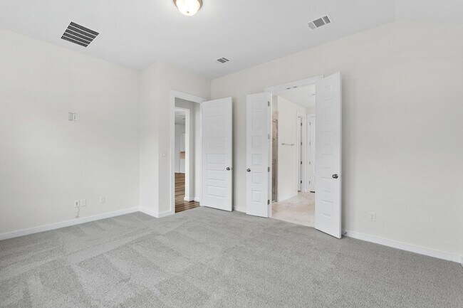 Building Photo - 150 Samuel Blair Pass