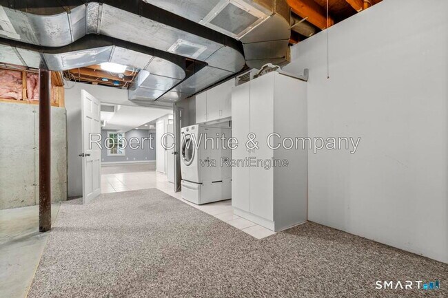 Building Photo - 155 Beardsley Rd
