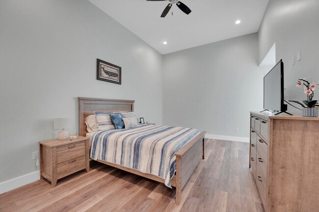 Building Photo - 600 Xanadu Pl