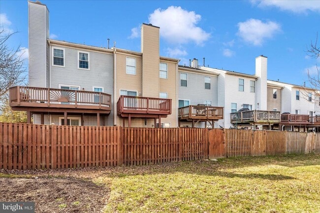 Building Photo - 7130 Oberlin Cir