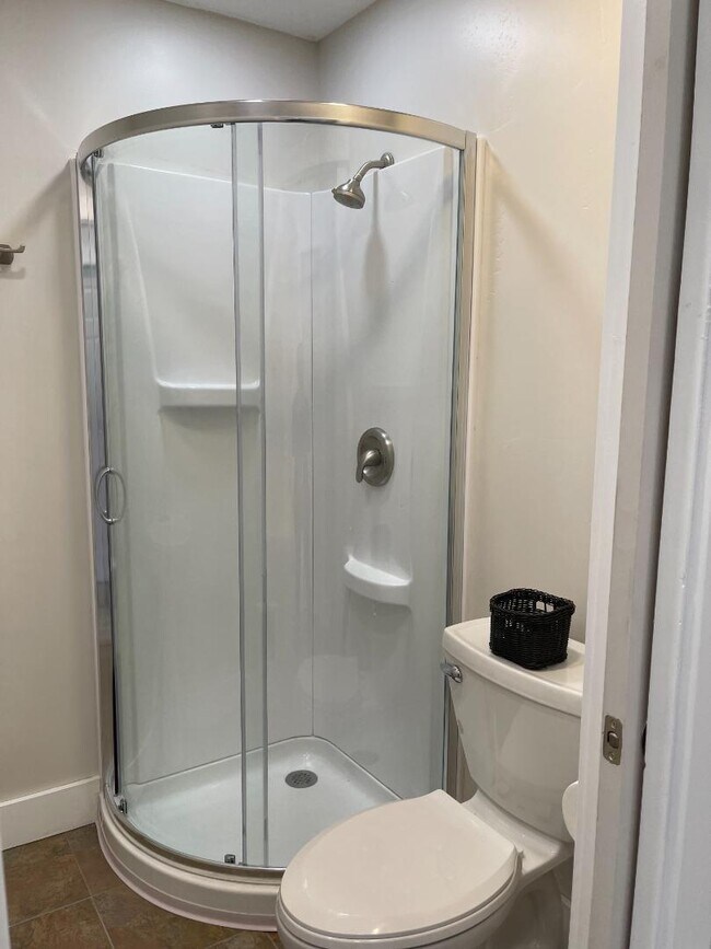 Building Photo - 2260 S 10th St W