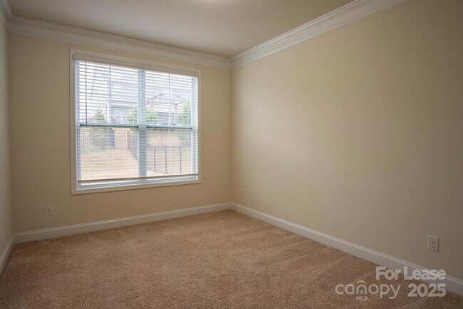 Building Photo - 3042 Burnello Ct