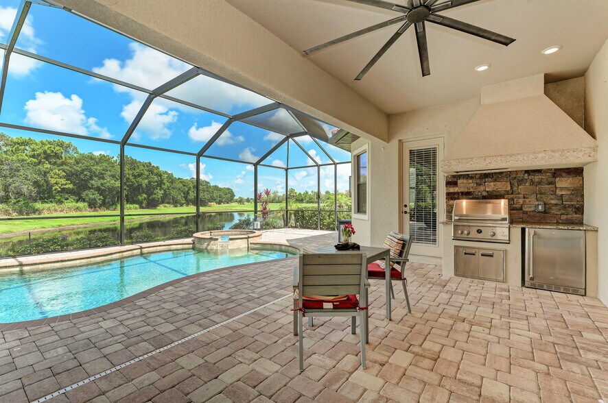 Building Photo - 13819 Swiftwater Way