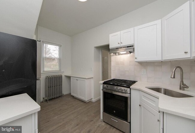 Building Photo - 34 Yale Rd