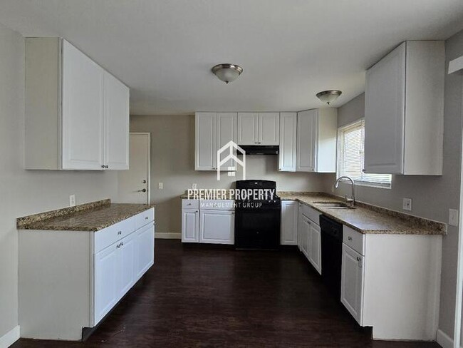 Building Photo - 2830 Concord Dr