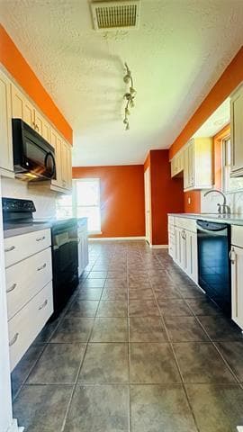Building Photo - 764 Middle Cove Dr