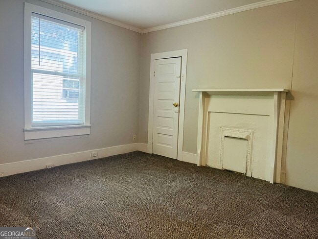 Building Photo - 513 Harwell Ave