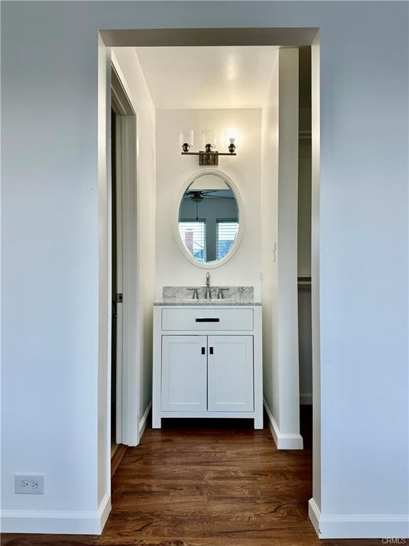 Building Photo - 28 20th Ct