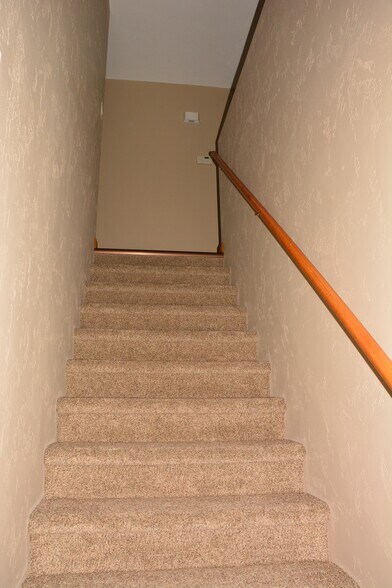 Building Photo - 327 Cordy Lane