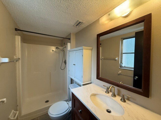 Building Photo - 3700 S Osprey Ave