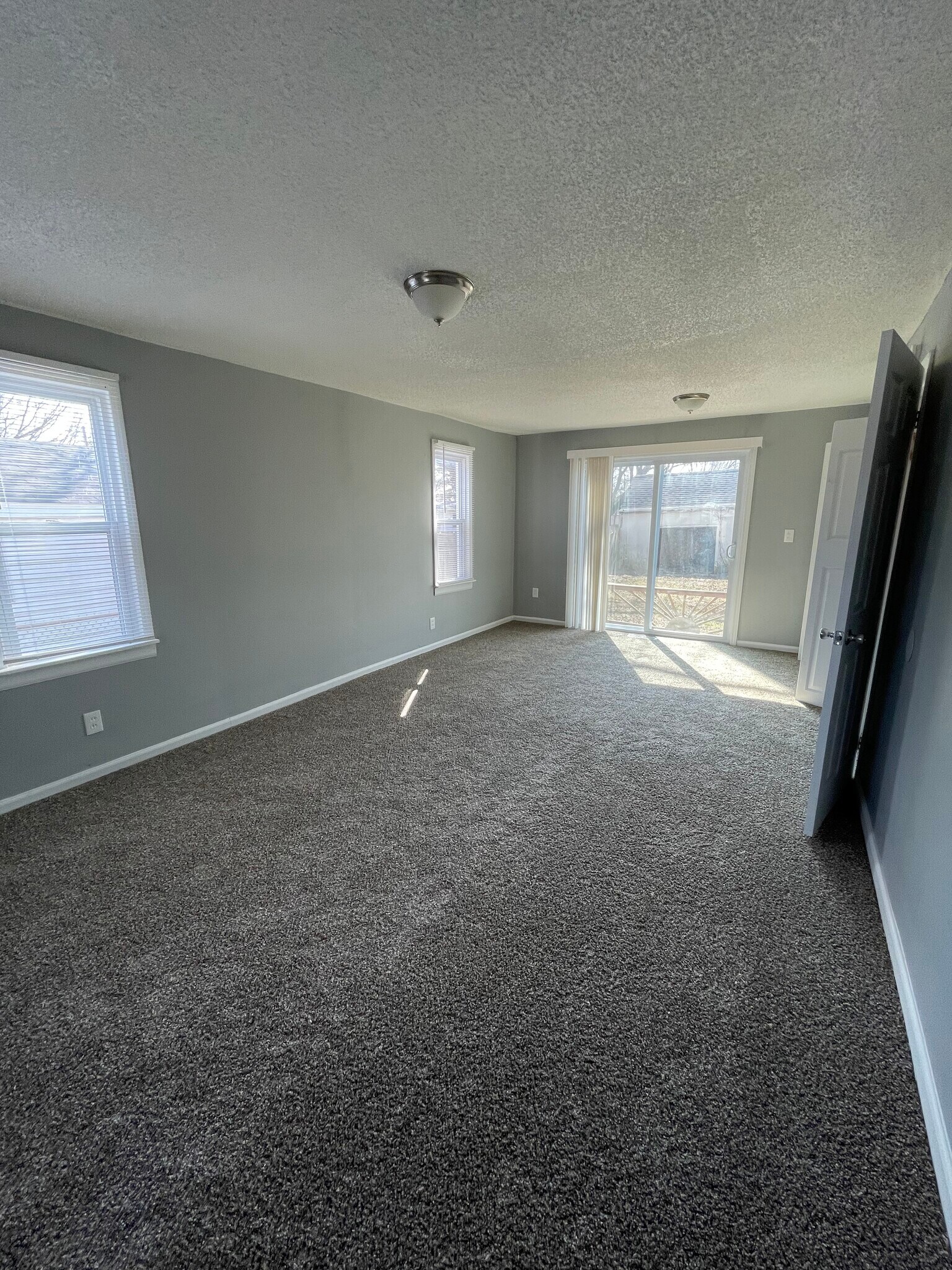 Main Floor Bedroom 1 - 3411 W Mott Ave