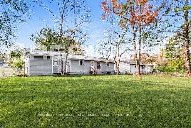 Building Photo - 1671 Almand Creek Dr SW
