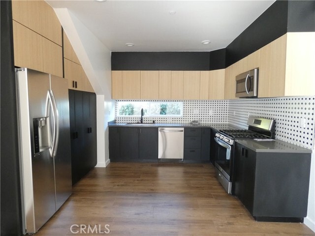 Building Photo - 6034 Craner Ave