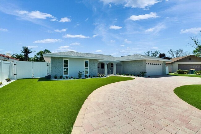 Building Photo - 1492 Sea Gull Dr S