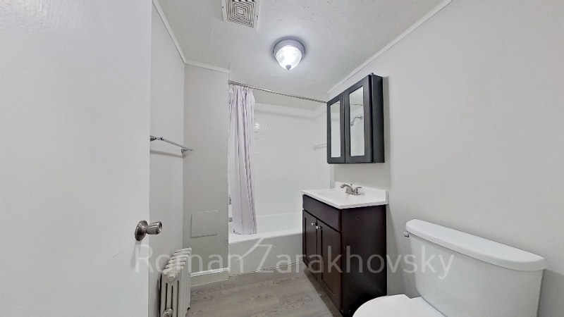 Building Photo - 1124 Commonwealth Ave