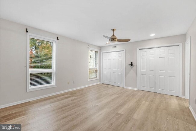 Building Photo - 2322 Wallace St