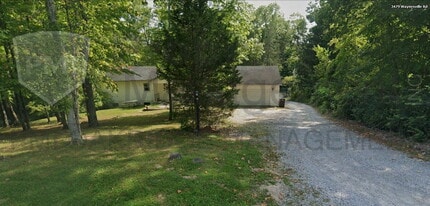 Building Photo - 2 Bedroom Country apartment