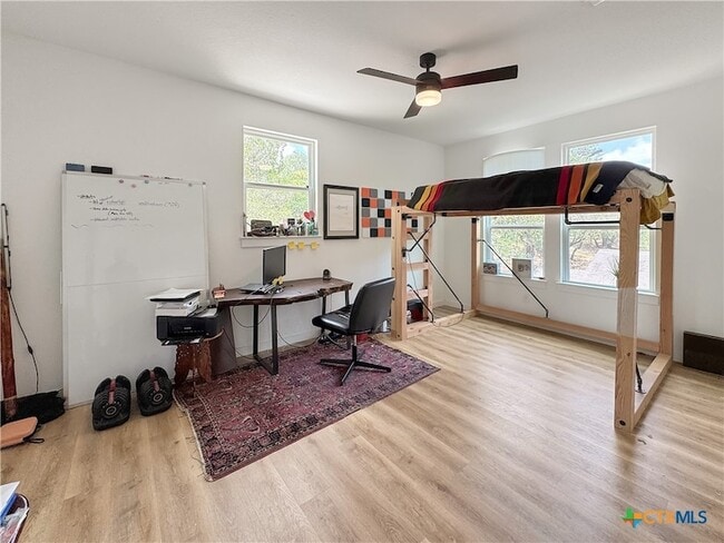 Building Photo - 1200 Willow Dr