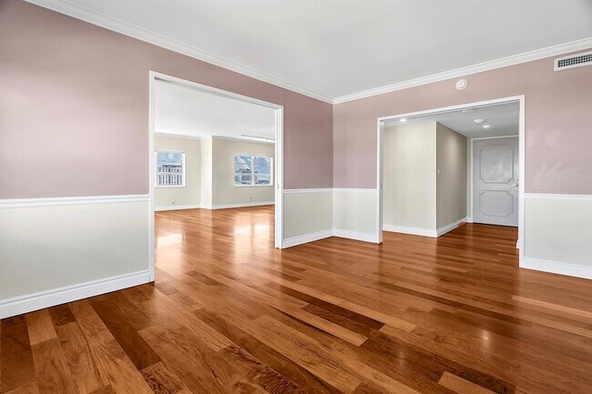 Building Photo - 2500 E Las Olas Blvd