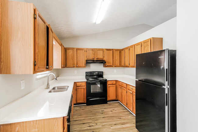 Building Photo - 3 Bedroom Split Level Atlanta Home