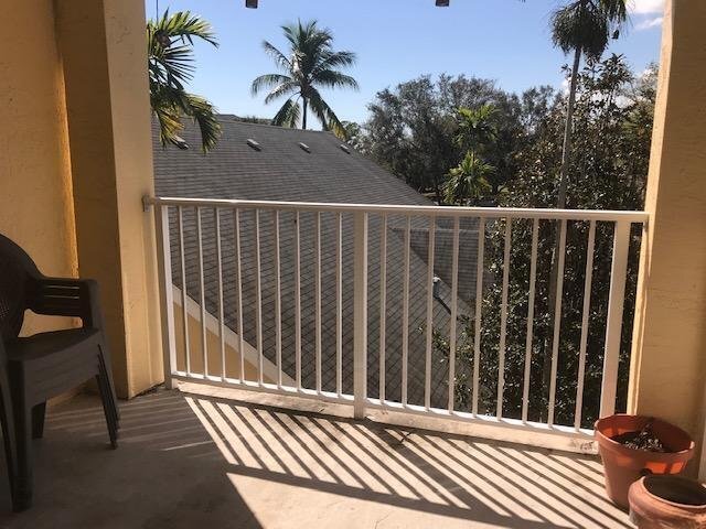 Building Photo - 6283 La Costa Dr