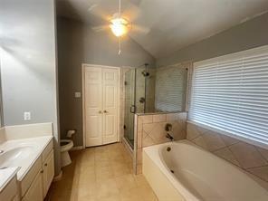 Building Photo - 3113 Foxhollow Dr