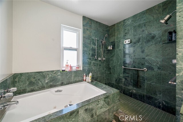 Building Photo - 867 Aubrey Ct