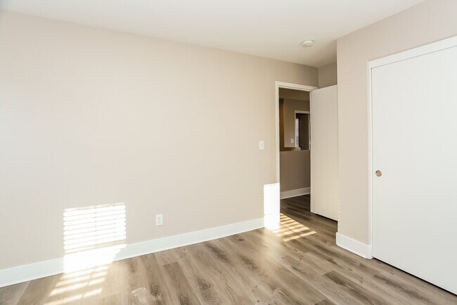 Building Photo - 8433 Warthen Meadows St