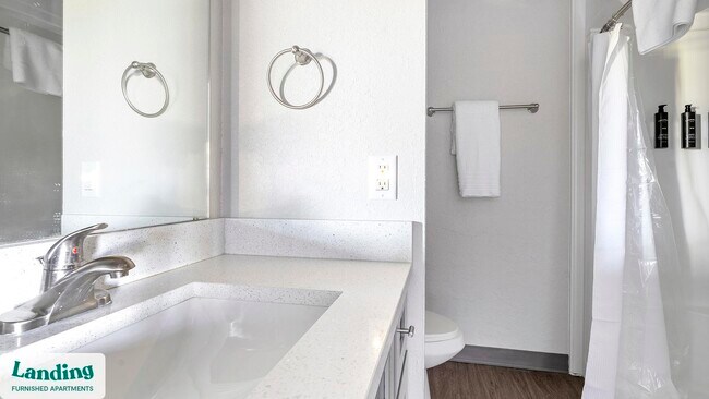 Building Photo - 2305 Aaron St