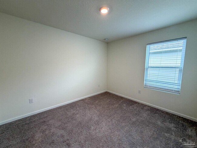Building Photo - 6509 June Bug Dr